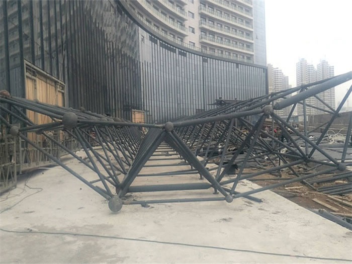 德宏万豪酒店雨棚网架